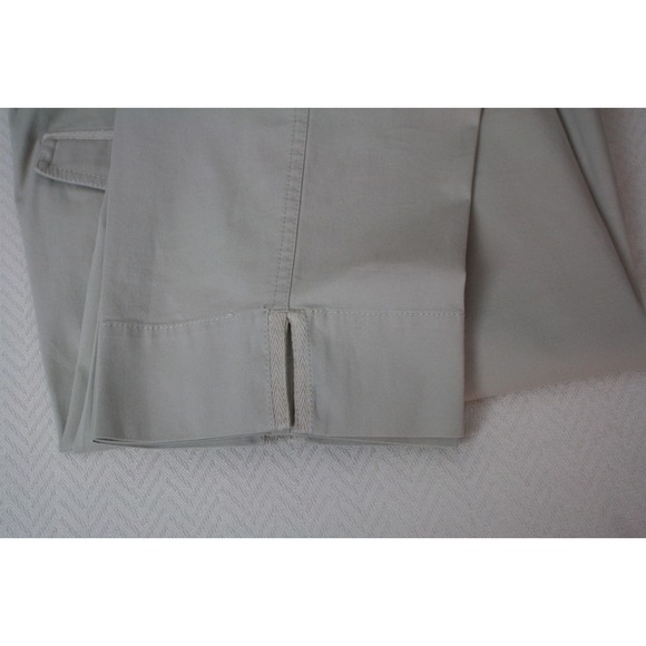 TOMMY BAHAMA Women's Pants Ellery Fit Beige Flat Front 34 x 24 - Picture 5 of 10